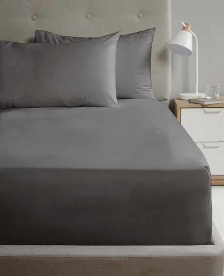 Beautifully crafted pillowcase set with a non-iron finish, ideal for a hassle-free sleep environment