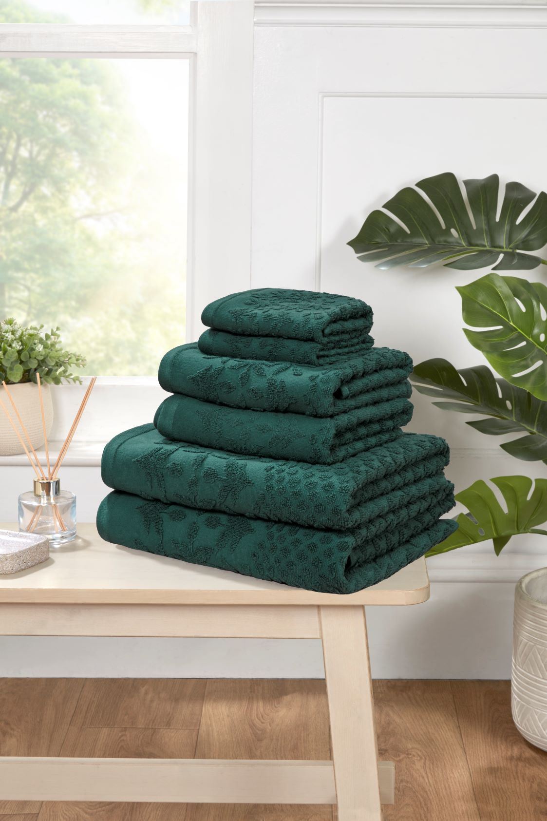 Versailles Jacquard Towel