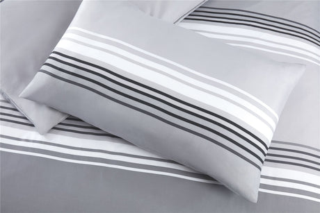 Complete Chicago bedding collection with popper closure duvet cover and matching pillowcases in various sizes