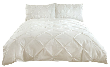 Luxury Balmoral duvet set available in multiple sizes with coordinated pillowcases