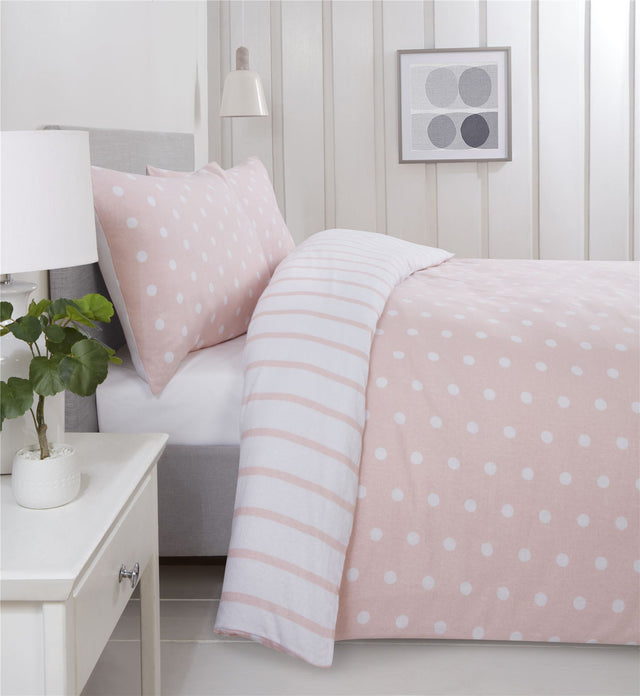 Transform your bedroom with our polka dot and striped duvet set