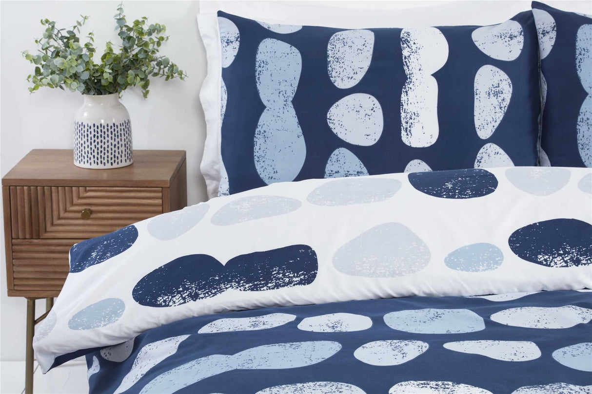 Truro Duvet Set displayed with matching pillowcases highlighting its microfibre material and easycare, non-iron fabric