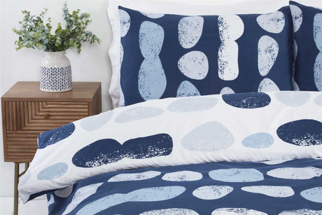 Truro Duvet Set displayed with matching pillowcases highlighting its microfibre material and easycare, non-iron fabric