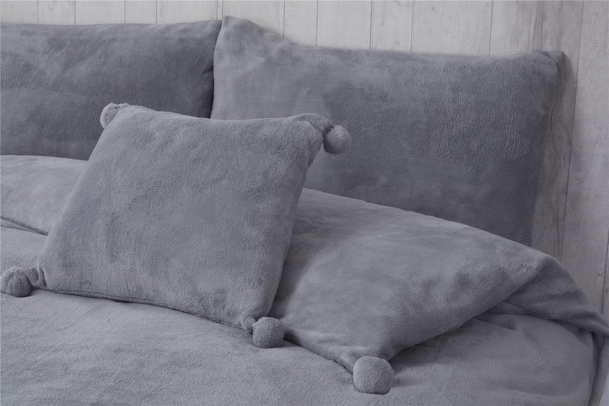 Luxurious Pom Pom Fleece Duvet Set featuring plush, cozy fabric with decorative pom pom accents for a stylish and comfortable bedroom look