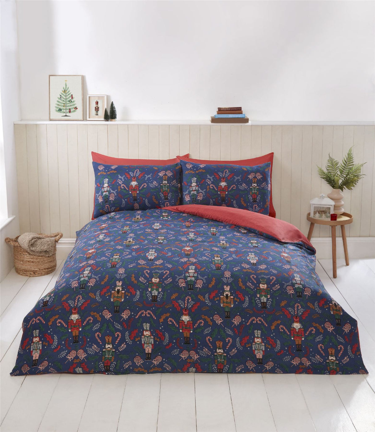 Soft and plush microfibre Nutcracker duvet cover displaying a colourful holiday scene with traditional nutcracker figures
