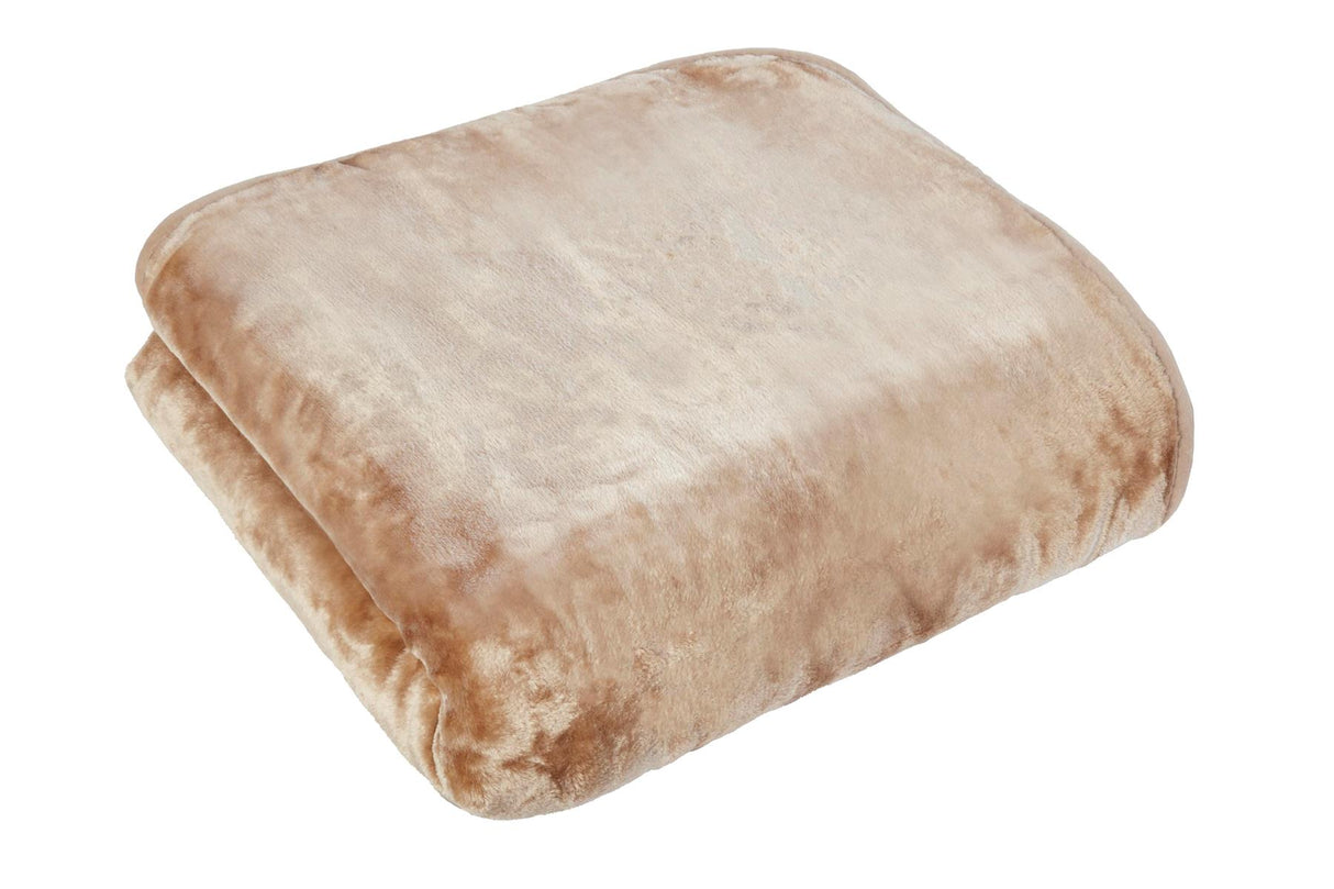 Luxurious dyed mink throw blanket with soft, plush texture and vibrant color for cozy home decor