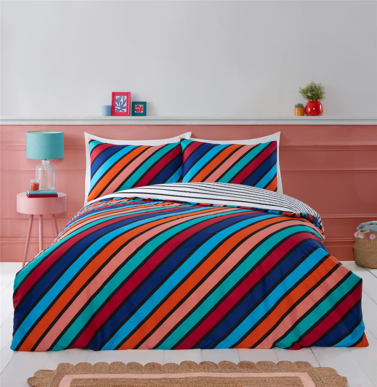 Rich red and white striped duvet cover with matching pillowcases, crafted from soft microfibre