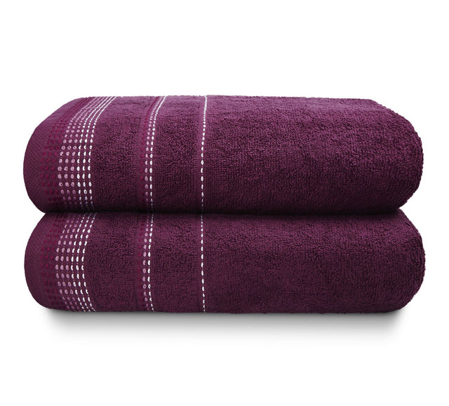 Luxurious Berkley bathroom towel with alternating stab stitch embroidered trim