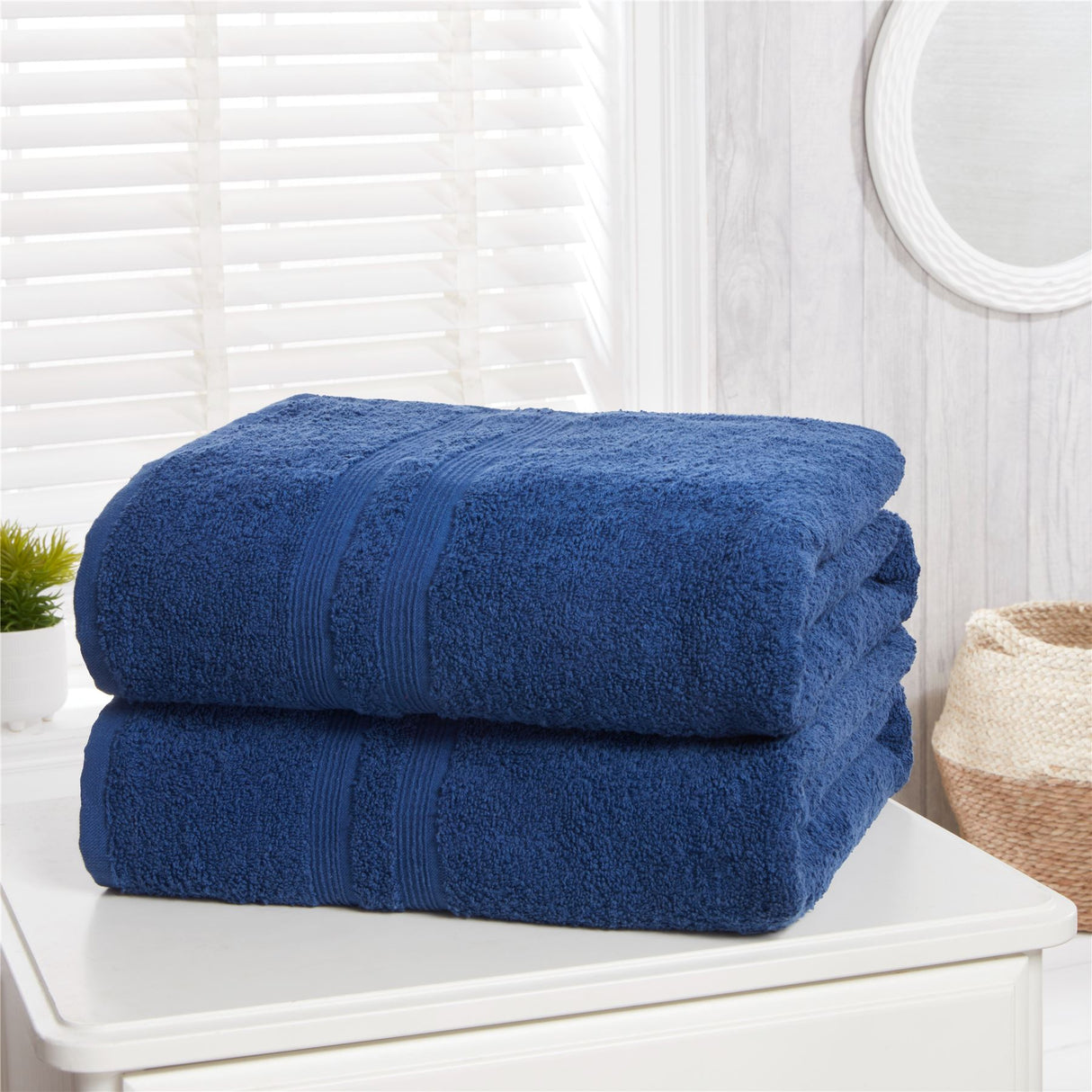 Elegant Camden towel crafted from 100% pure combed cotton with fluffy texture