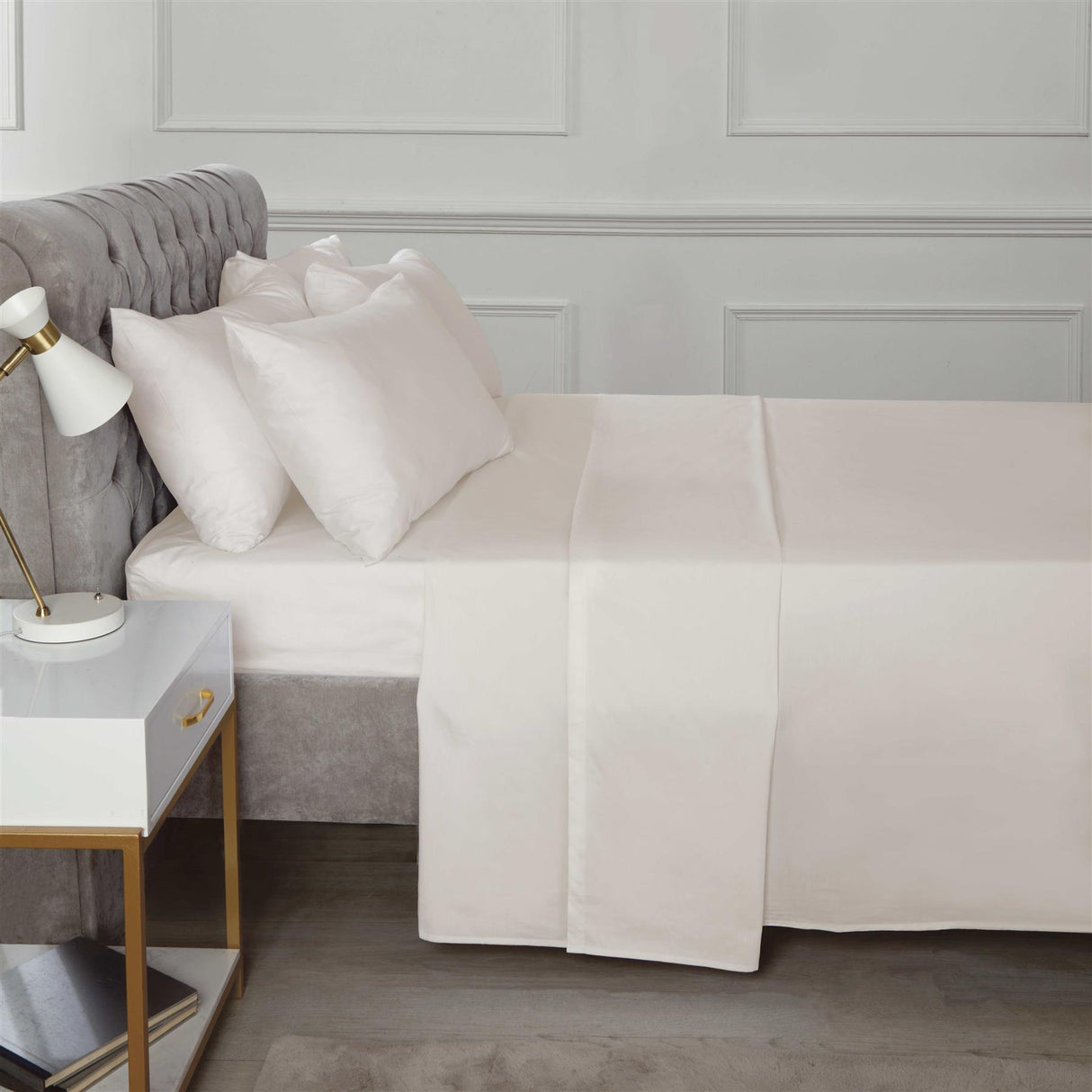 Soft, comfortable 16-inch fitted sheet from Happy Home Essentials ideal for a peaceful night's sleep