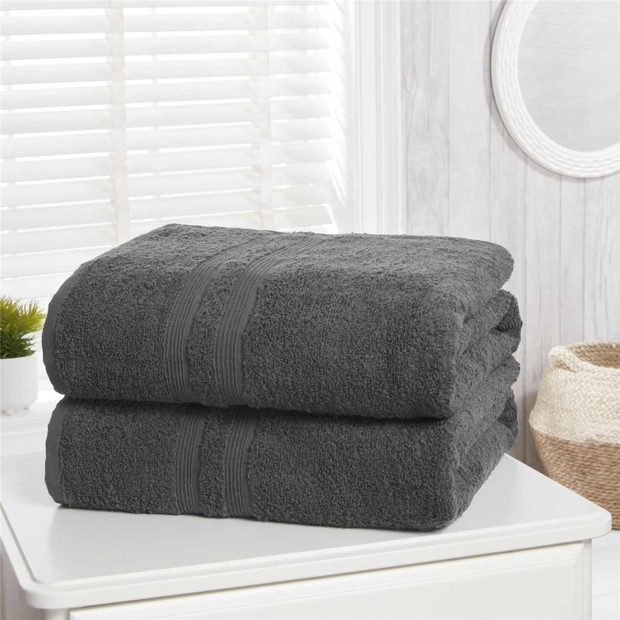 Luxurious super soft Camden bathroom towel with ribbed border detail