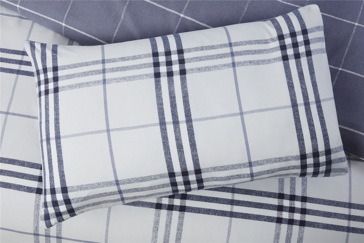 King size Harris Check Bedding with contrasting check reverse and non-iron fabric for effortless maintenance