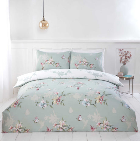 Luxurious reversible Hummingbird Duvet Set featuring floral and hummingbird pattern