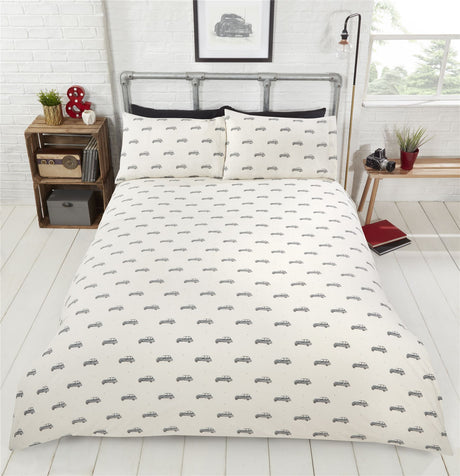 This Classic Legend Duvet Set showcases a detailed all-over monochrome car print, perfect for adding a cool, retro, and American-inspired touch to any bedroom decor