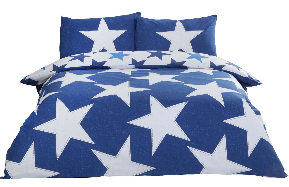 Single size duvet cover with popper closure and star print design for a stylish bedroom update