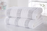 Super soft and highly absorbent bath towel in 70x120cm size