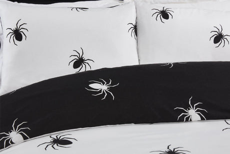 Gothic Halloween bedding featuring a striking black and white spider design, fully reversible and easy to care for in a single, double, or king size with matching pillowcases