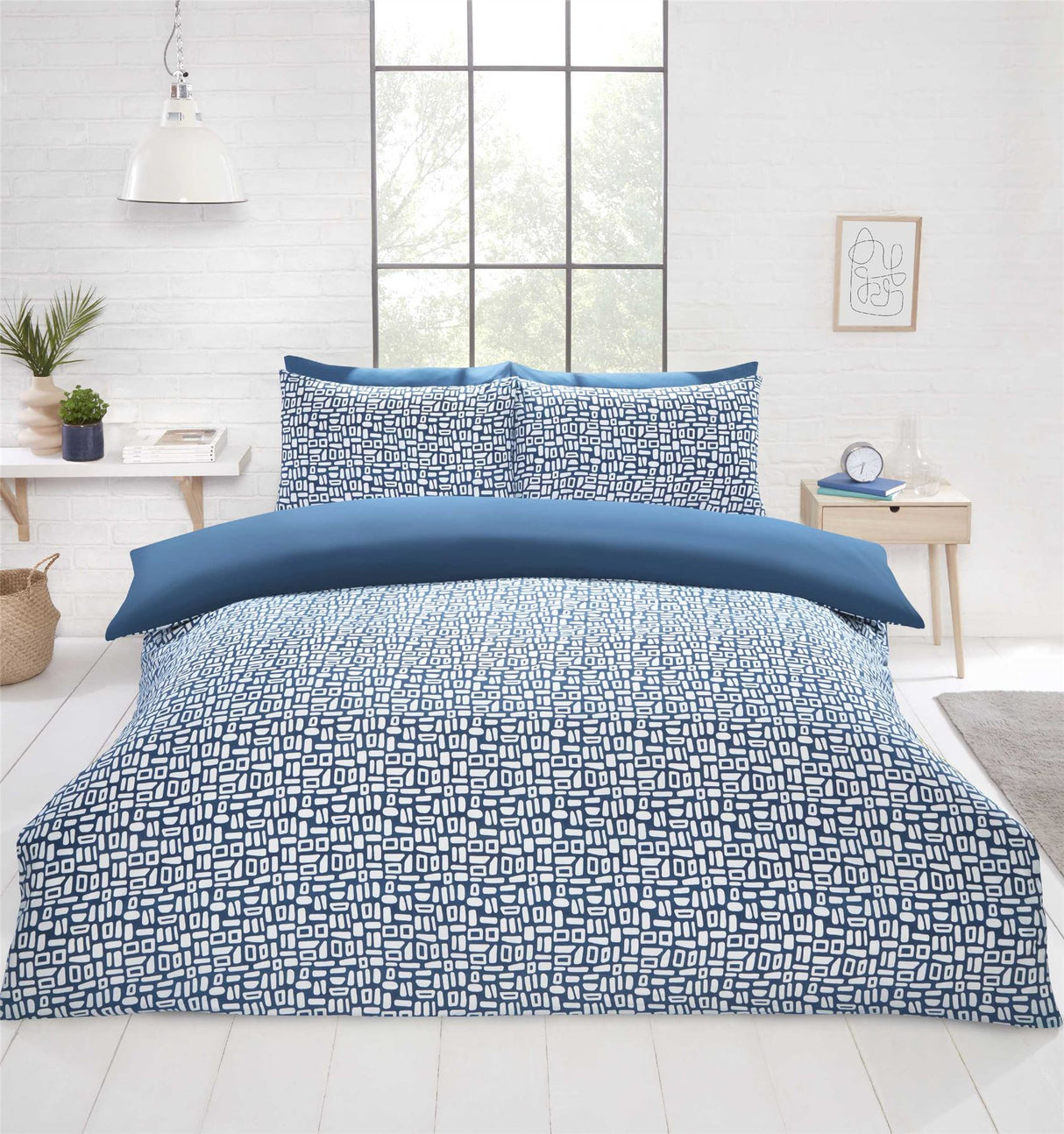 Soft green Pebbles Duvet Set featuring retro abstract geometric design with matching pillowcases