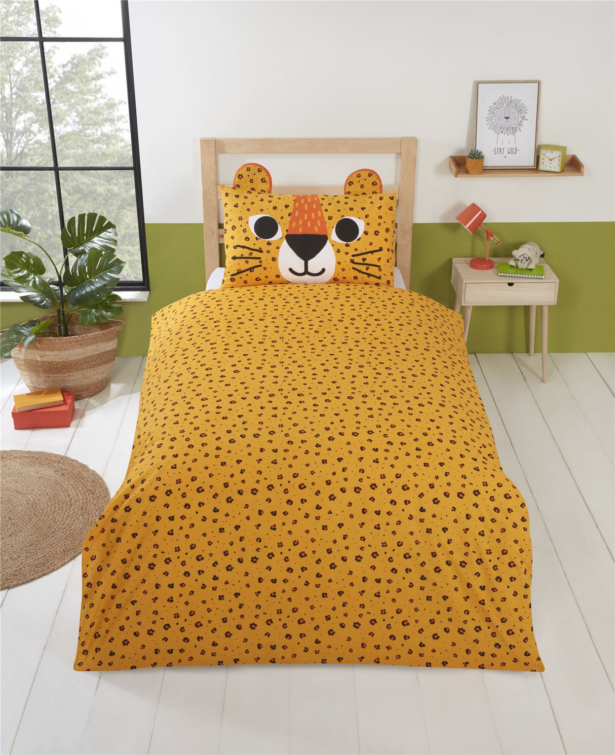 Reversible wild cats duvet cover with popper closure, matching pillowcase, and easycare fabric perfect for brightening any child's bedroom