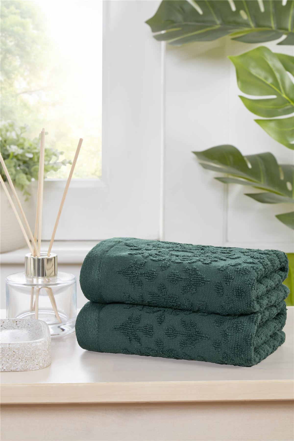 Versailles Jacquard Towel
