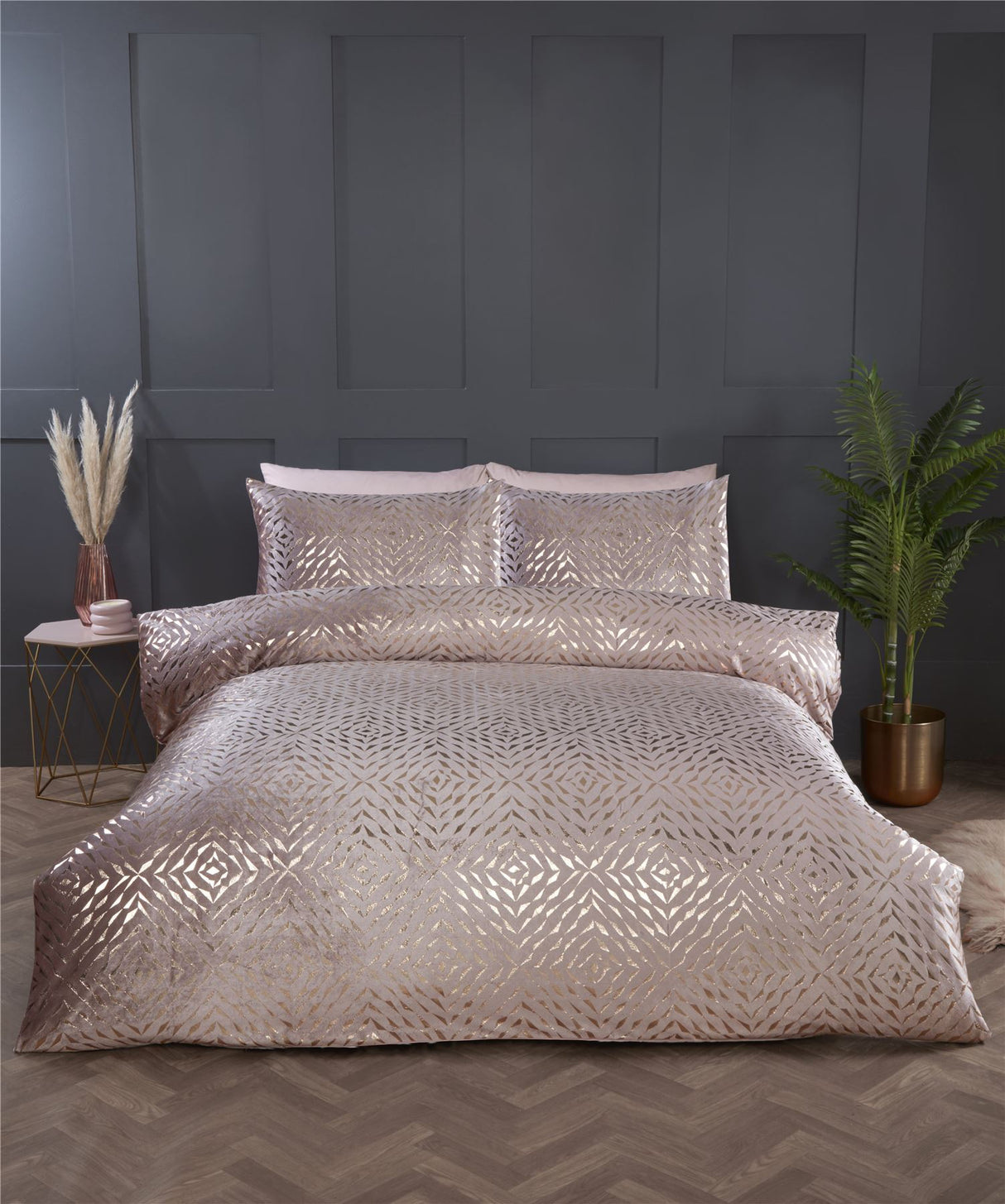 Bellagio Duvet Set in Blush Pink with Gold Foil Detailing, Single Size, Duvet Cover and Matching Pillowcase