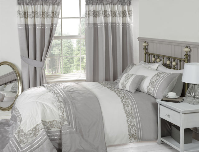 A luxurious Chantilly filled cushion featuring intricate lace embroidery, perfect for achieving a sophisticated French boudoir aesthetic