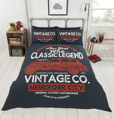 Bring that all American feel to your bedroom with this retro classic car poster print bedding, featuring a monochrome vintage car design that exudes timeless style and sophistication 