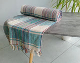 Picnic Throw 127X152 Random Colour, a vibrant and spacious outdoor blanket for picnics and beach outings