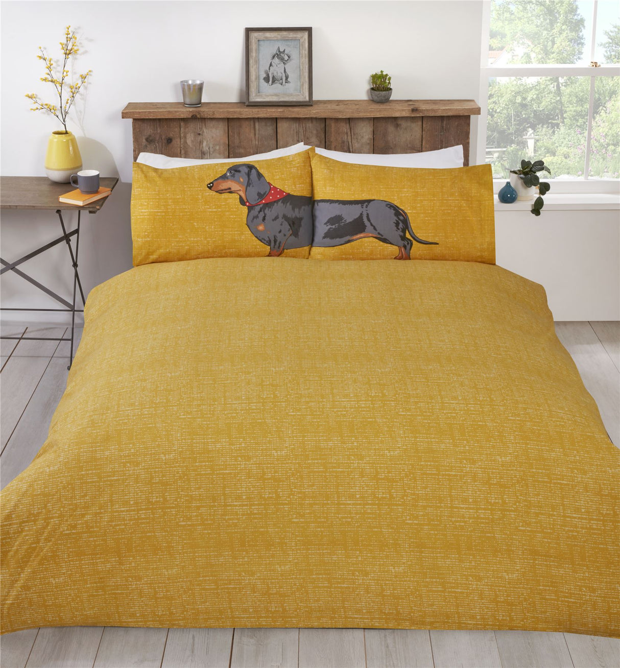 Single, double, and kingsize duvet set with matching pillowcases and popper closure, showcasing fun dachshund prints