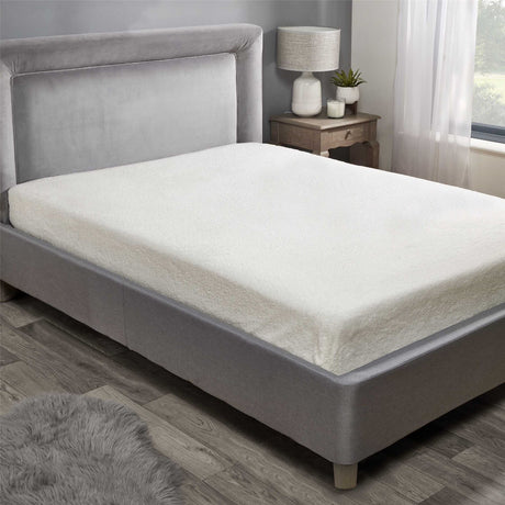 Charcoal Teddy Fitted Sheet highlighting energy efficiency and cosy winter style