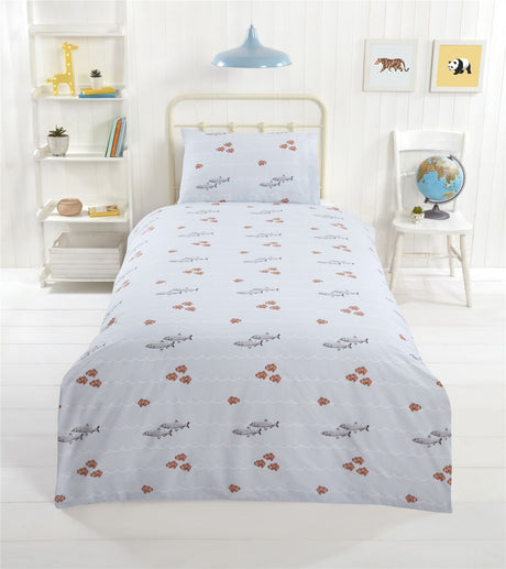 Eco-friendly Happy Home duvet set with popper closure and recycled polyester materials