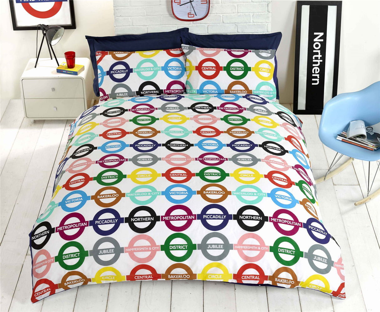 Official TfL licensed London Underground duvet cover set in vibrant colours with popper closures and easycare fabric