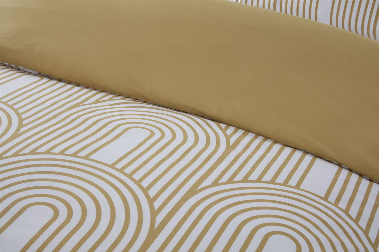 Detailed view of the popper closing mechanism on the Arches Duvet Cover for easy use and secure fit