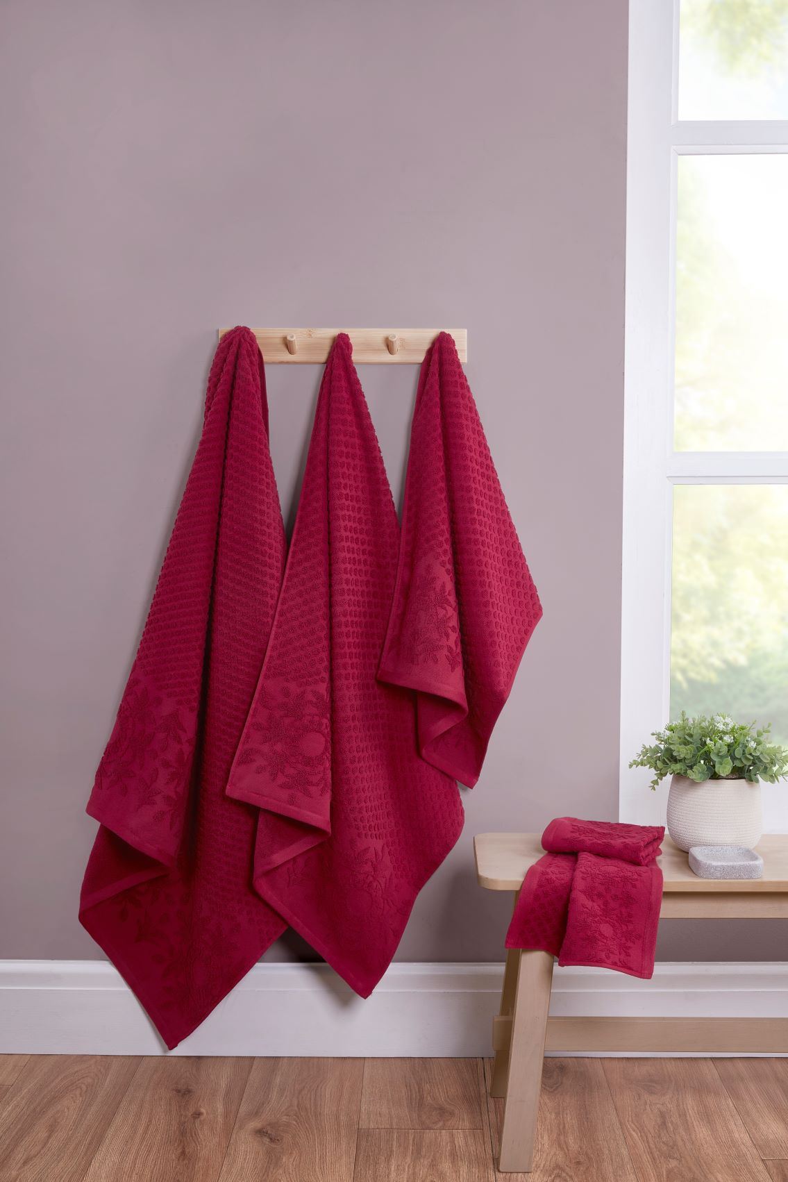 Versailles Jacquard Towel