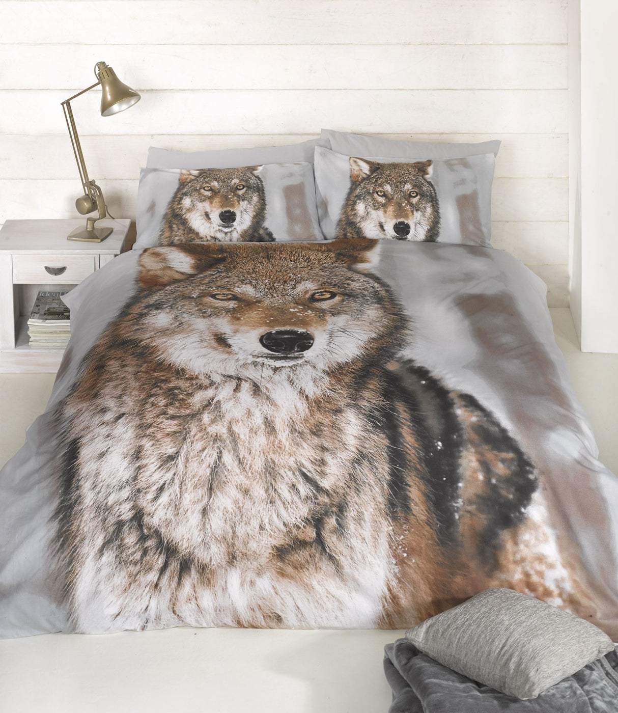 Fantastic wild wolf design duvet cover set with matching pillowcases 