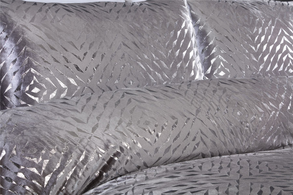 Elegant Bellagio Duvet Set with easycare fabric, available in multiple sizes, and matching cushions sold separately