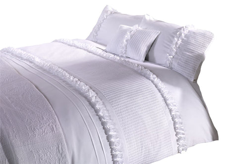 Full view of the Serenity Duvet Set featuring matching pillowcases and cotton seersucker trim