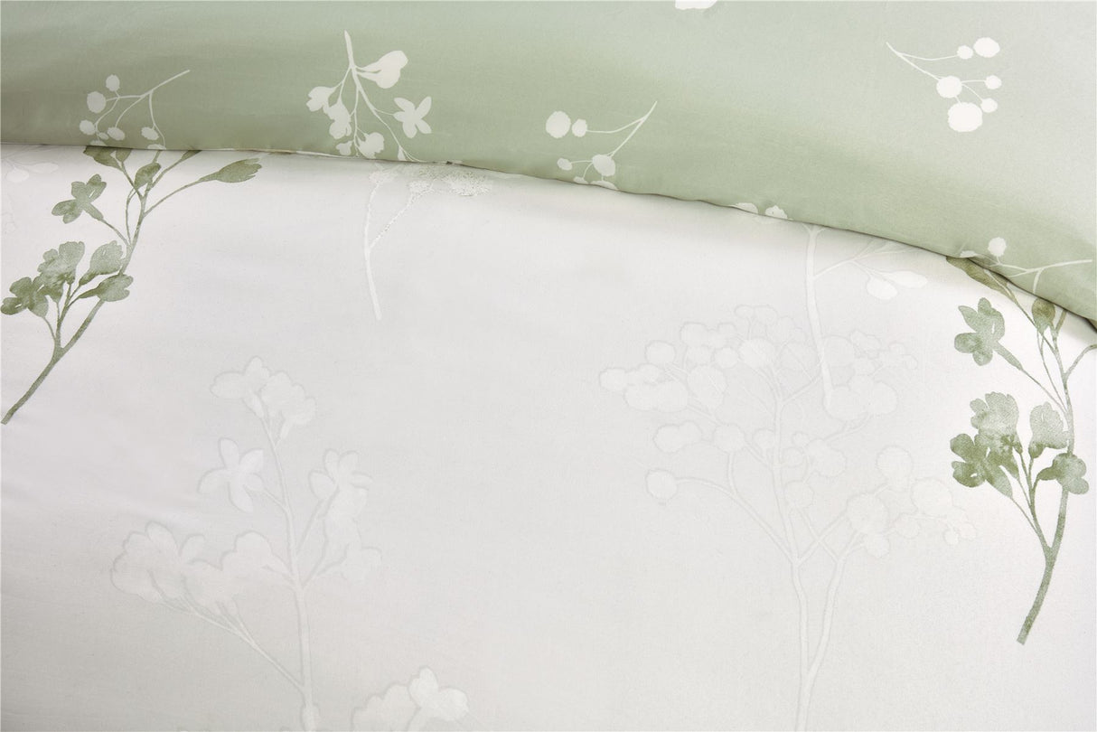 Complete bedroom decor upgrade with Shadow Bedding Set showcasing non-iron, popper closure, and stylish floral pattern