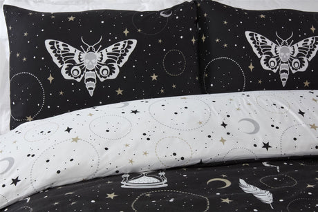 Reversible Gothic Magick Bedding Set with enchanting dark motifs and easycare fabric