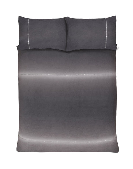 Full view of the Diamante Teddy Duvet Set highlighting its warm and relaxed aesthetic