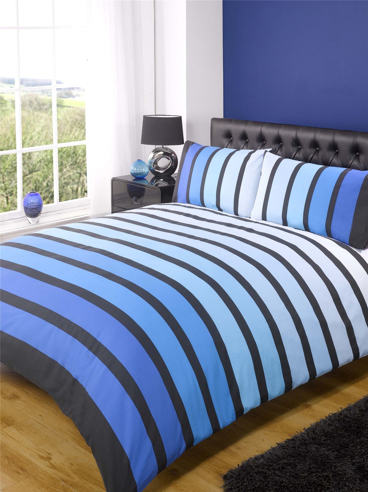 Stylish Soho bedding set featuring poppers closure and coordinated pillowcases for double size