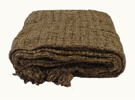 Luxurious Zara Throw featuring 100% cotton chenille with a classic basket weave pattern
