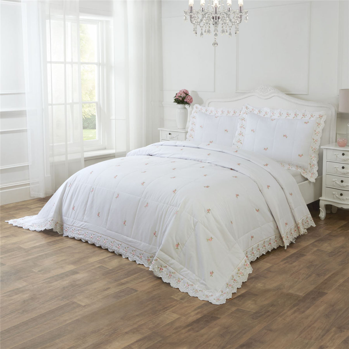 Sophie Bedspread White