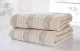 Stylish and absorbent hand towel in 50x85cm size