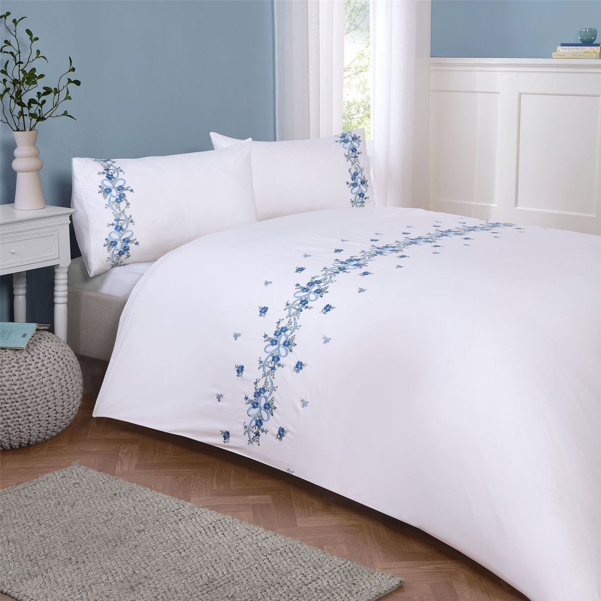 Floral Ribbon Duvet Set