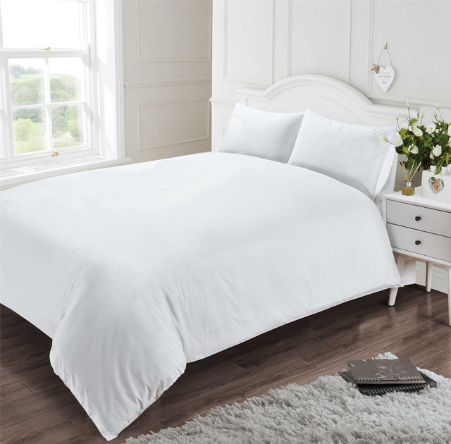 Luxury 400 Threadcount 100% Cotton Duvet Set in white with matching oxford pillowcase 