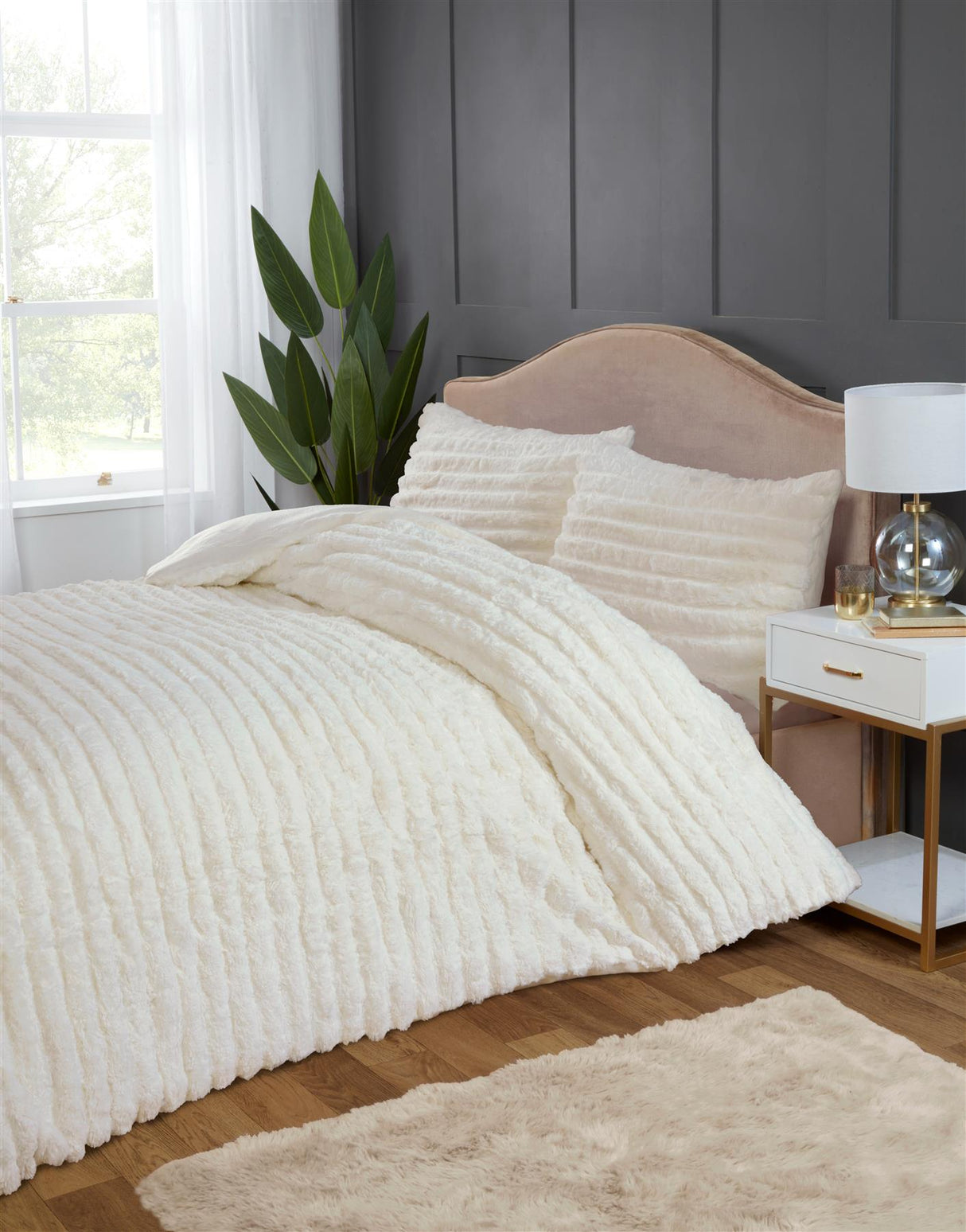 Close-up of the plush, soft rabbit faux-fur fabric showcasing its rich texture and warmth