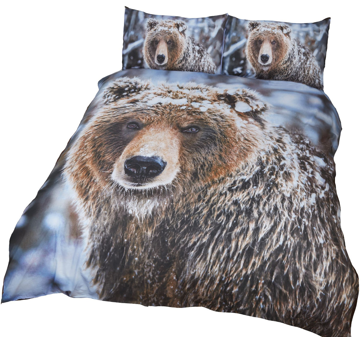 Double-sized duvet cover with bear winter scene and easycare fabric, includes matching pillowcases