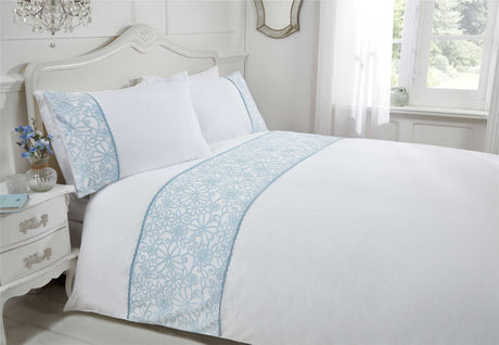 Pretty butterfly duvet set with scalloped edge and floral cutwork band
