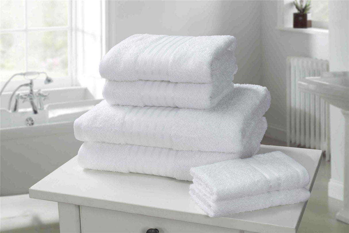Durable and luxurious hand towels for everyday use